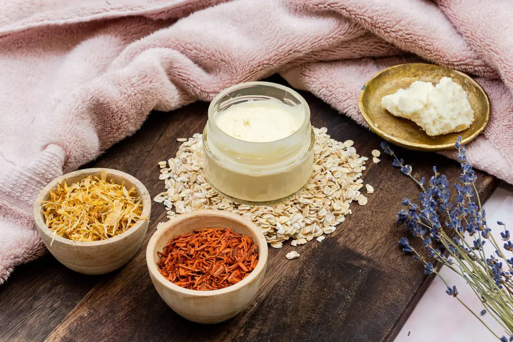 The Benefits of Using Natural Skincare Products For Sensitive Skin: Why You Should Switch to Non-Toxic Beauty Skincare Formulation