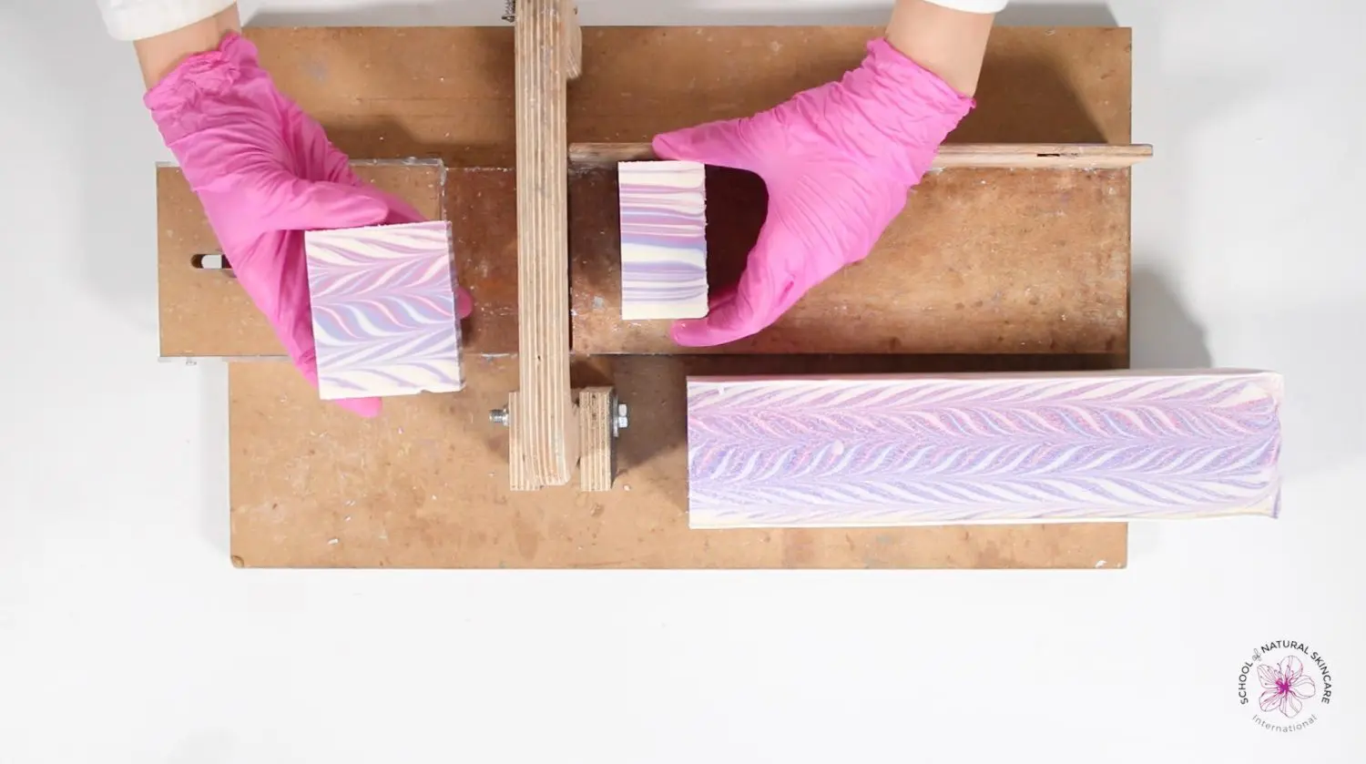 Cold Process Soap Designs: 10 Soap Swirl Techniques to Try Soapmaking