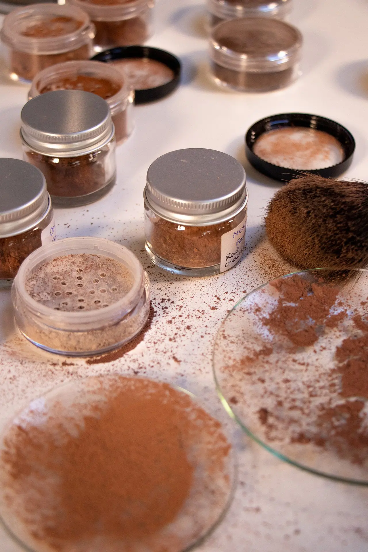 The Essential Ingredients Used To Make Mineral Makeup Natural Skincare Ingredients