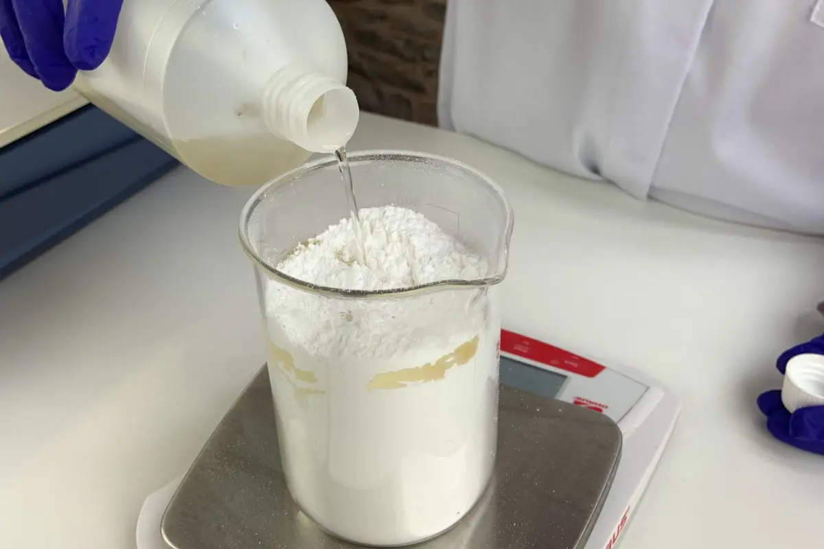 Ditch the Bottle with Solid Shampoo Bars! Haircare Formulation