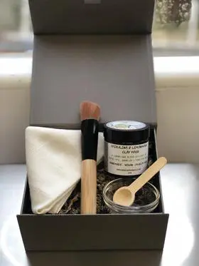 12 gorgeous natural beauty brands founded by our students! Holiday Gift Guide 2018 Student success stories