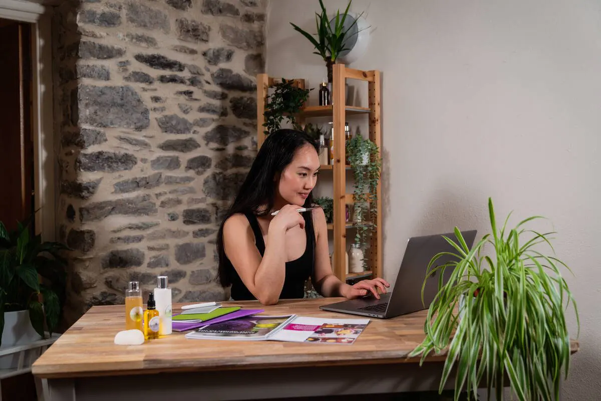 6 Success Tips For Natural Beauty Entrepreneurs: Creating the mindset of a successful business leader Beauty Business Advice Skincare Formulation