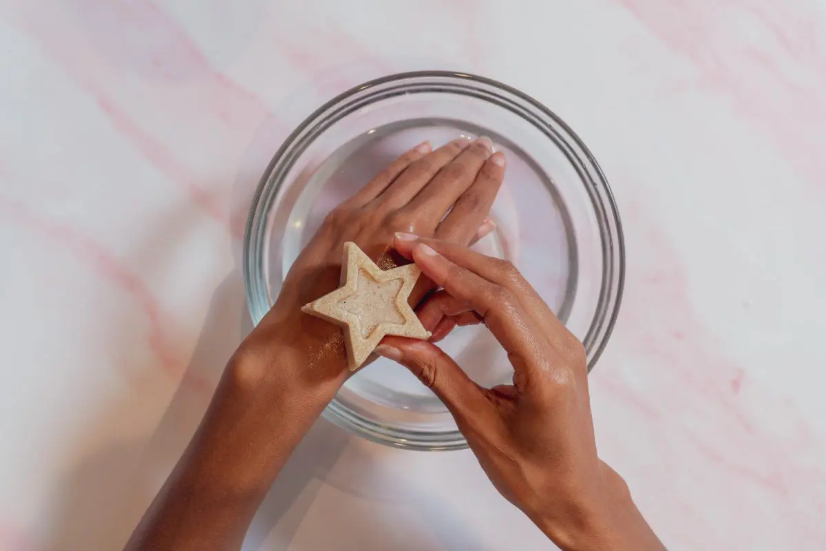 How to make sugar scrub bars + body scrub bar recipe Zero Waste Formulation